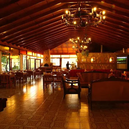 Hotel Gokcen 3*