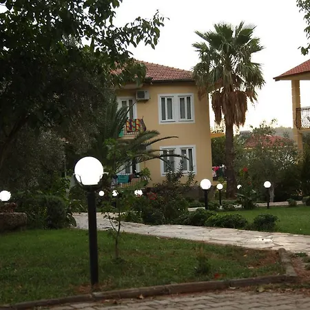 Gokcen Hotel 3*